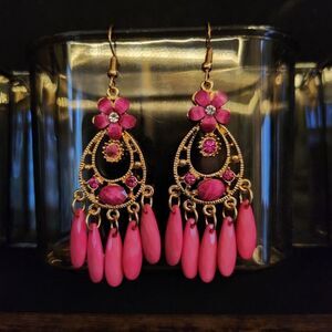 Elegant Pink and Gold Floral Earrings
